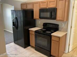 2450 Ralph Ave SE in Palm Bay, FL - Building Photo - Building Photo