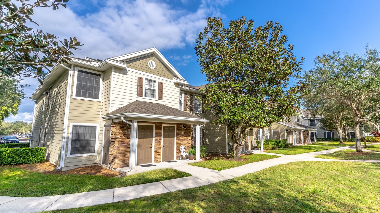 Mystic Cove in Oviedo, FL - Building Photo