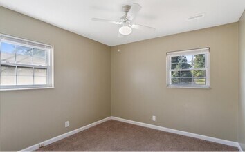 8701 Bayberry Pl in Plantation, KY - Building Photo - Building Photo