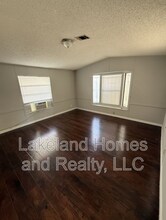 2906 Rossi Ln in Lakeland, FL - Building Photo - Building Photo