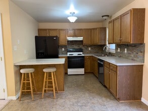 562 Wood Duck Dr in Manheim, PA - Foto de edificio - Building Photo