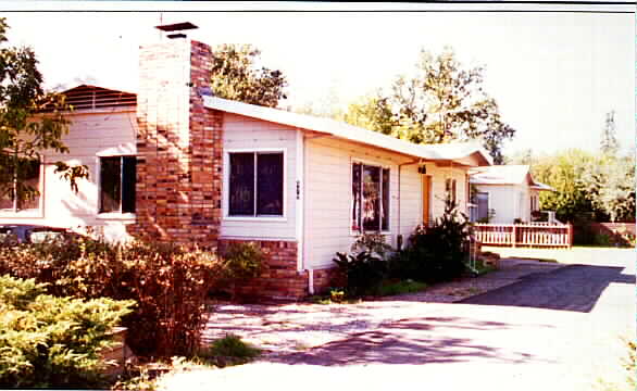 479 W Verano Ave in Sonoma, CA - Building Photo