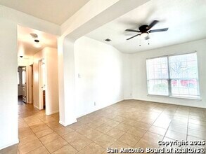 7206 Great Lakes Dr in San Antonio, TX - Building Photo - Building Photo