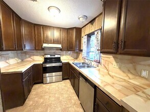 530 Guadalupe St in Lockhart, TX - Building Photo - Building Photo