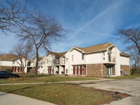 7600 W Wabash Ct Apartments