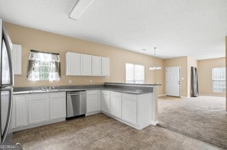 3285 Oakley Pl in Union City, GA - Building Photo - Building Photo