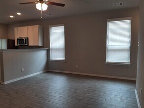 911 Cobalt Crest Ln in Huffman, TX - Building Photo - Building Photo