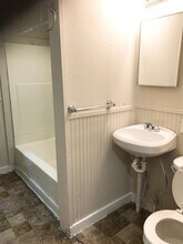 1004 Ave F in Moody, TX - Building Photo - Building Photo