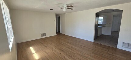 36 Tulane Rd in Venice, FL - Building Photo - Building Photo