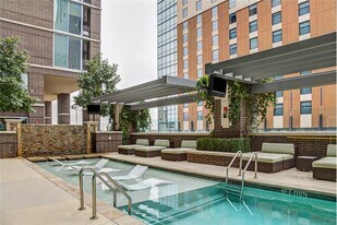 302 Brazos St in Austin, TX - Building Photo