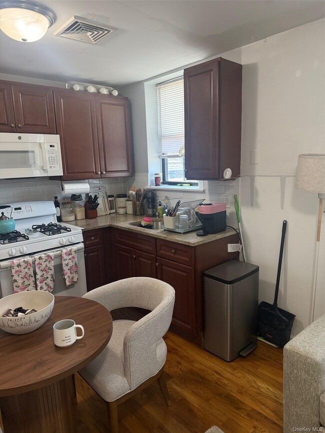 property at 1217 Jericho Tpke