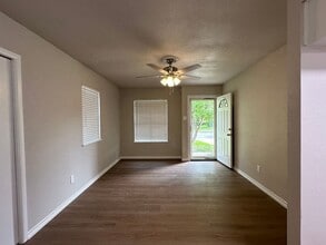 1029 Southcliff Dr in Portland, TX - Building Photo - Building Photo