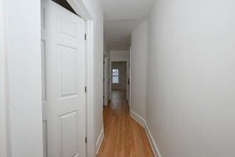 1384 W 83rd St in Cleveland, OH - Foto de edificio - Building Photo