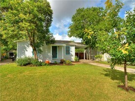 207 W 55th St in Austin, TX - Building Photo
