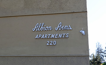 Albion Arms Apartments in San Lorenzo, CA - Building Photo - Building Photo