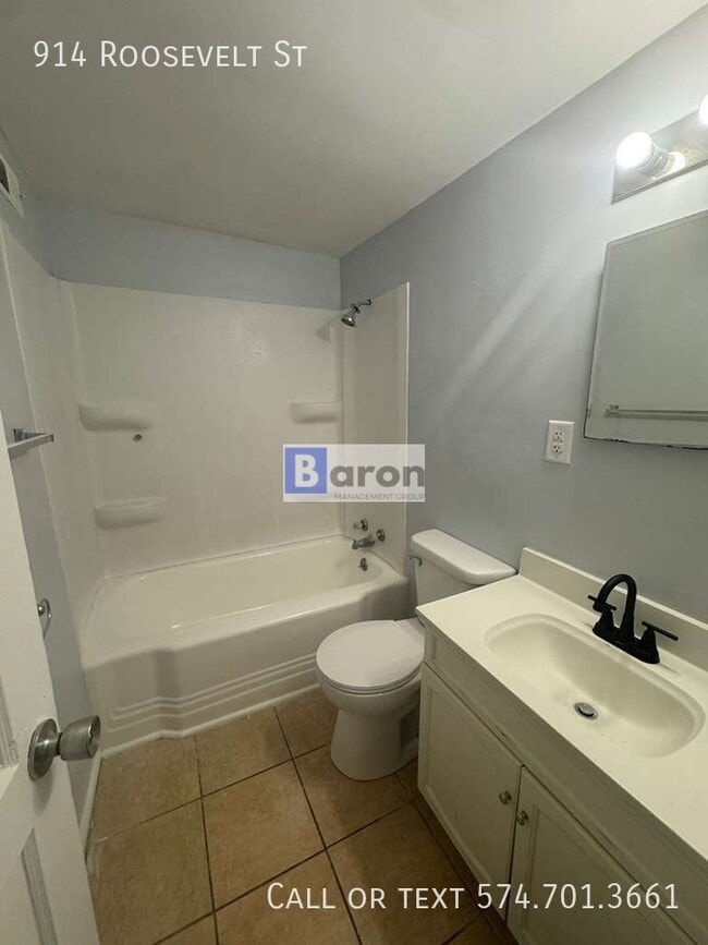 914 Roosevelt St in South Bend, IN - Building Photo - Building Photo