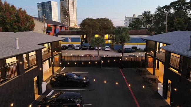 The Block At Montrose in Houston, TX - Building Photo - Building Photo