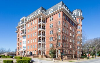 Bloomsbury Estates in Raleigh, NC - Building Photo - Building Photo