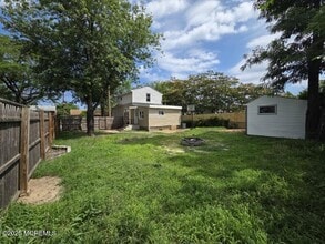 42 Linton Pl in Keansburg, NJ - Building Photo - Building Photo