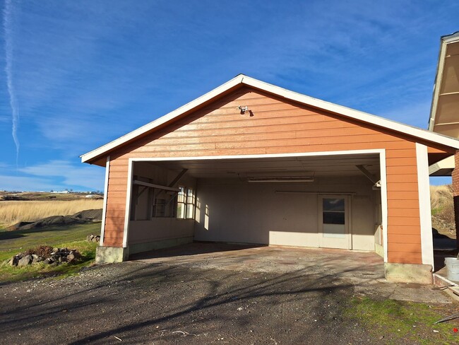 3509 Westgate in Pendleton, OR - Building Photo - Building Photo