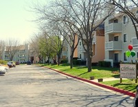 Cliffside Apartments in Independence, MO - Building Photo - Building Photo