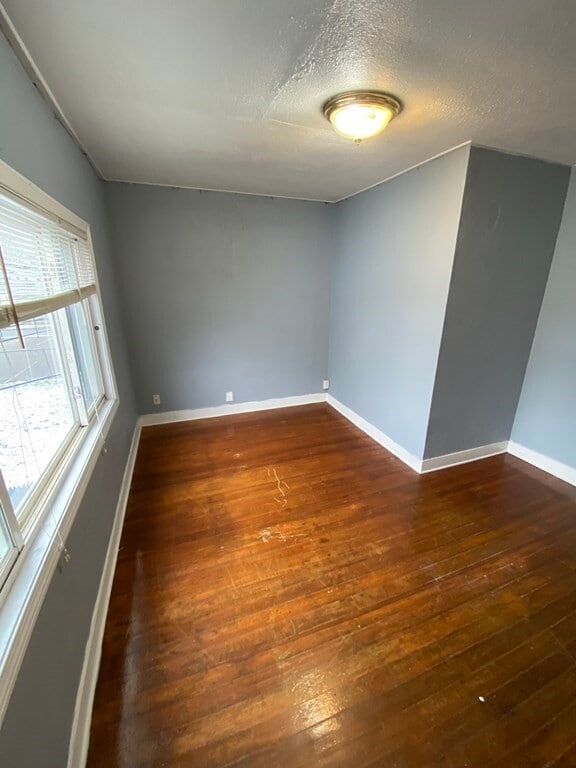 26 Brow St in Fall River, MA - Building Photo - Building Photo