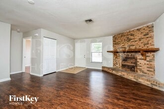 18500 Miami Blvd in Ft. Myers, FL - Building Photo - Building Photo