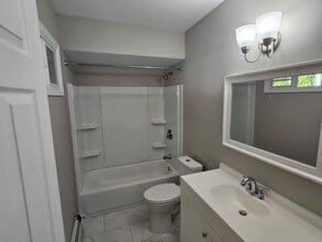 2 Brooks Blvd in Manville, NJ - Building Photo - Building Photo