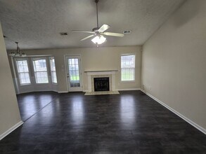 1407 Oldstead Dr in Fayetteville, NC - Building Photo - Building Photo