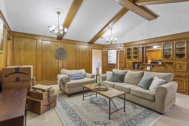 1424 Grand Teton Dr in Desoto, TX - Building Photo - Building Photo