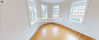 4 Bishop Allen Dr in Cambridge, MA - Building Photo