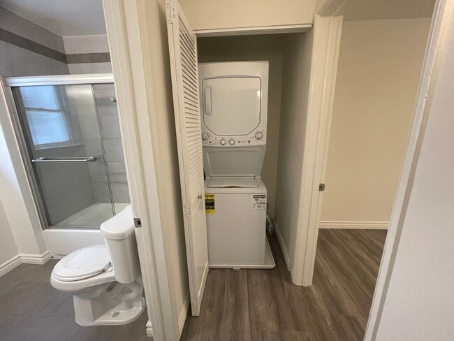 3757 S Bentley Ave in Los Angeles, CA - Building Photo - Building Photo