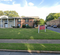 Colonial Village Apartments in Memphis, TN - Building Photo - Building Photo