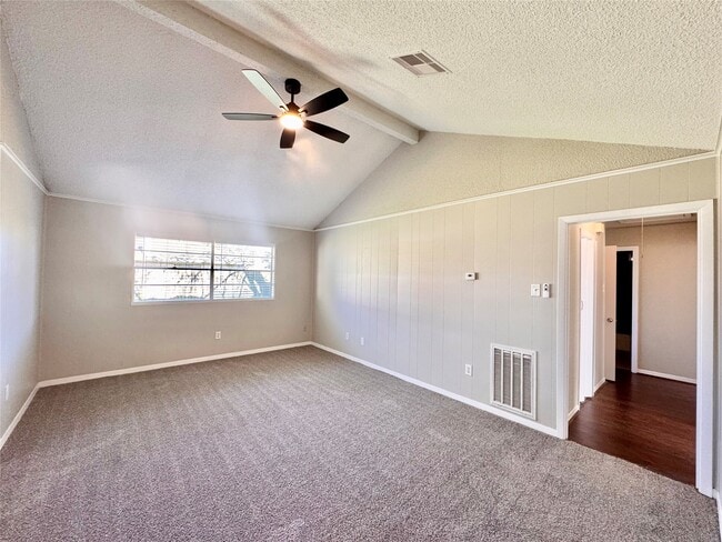 6018 Weeping Willow Rd