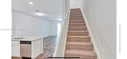 358 SE 1st Dr in Deerfield Beach, FL - Building Photo - Building Photo