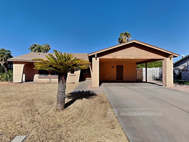 498 W Caroline Ln in Chandler, AZ - Foto de edificio - Building Photo