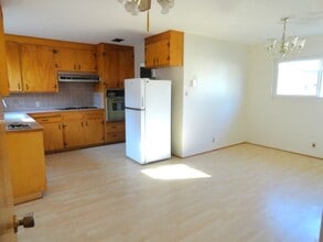 2225 Carrigan St in Turlock, CA - Building Photo - Building Photo