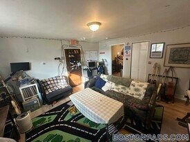 69 Chiswick Rd in Boston, MA - Building Photo