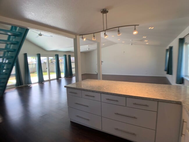 94-592-592 Kuaie St in Mililani, HI - Building Photo - Building Photo