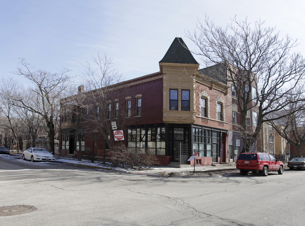 2153 W Schiller St in Chicago, IL - Building Photo