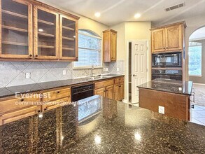 1440 Hargis Creek Trail in Austin, TX - Building Photo - Building Photo