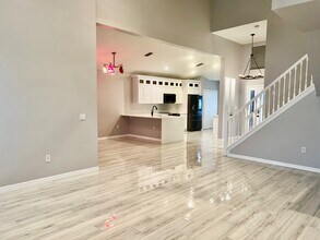 8283 47th St Cir E in Palmetto, FL - Building Photo - Building Photo