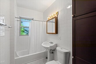 3546 N Bosworth Ave in Chicago, IL - Building Photo - Building Photo