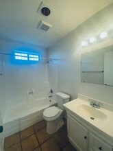938 N Belvedere Ave in Tucson, AZ - Building Photo - Building Photo