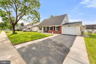 35 Mullshire Ln in Willingboro, NJ - Building Photo - Building Photo