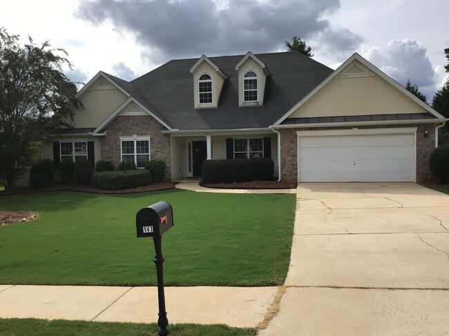property at 141 Bridgemill Dr