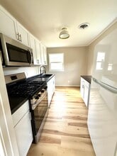 1301 S Cottage Grove Ave in Urbana, IL - Foto de edificio - Building Photo