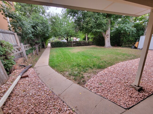 1676 Ulster St in Denver, CO - Building Photo - Building Photo