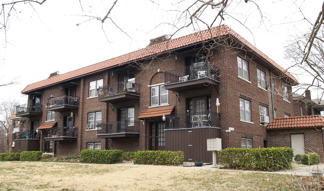 Tower Grove South in Kansas City, MO - Building Photo - Building Photo