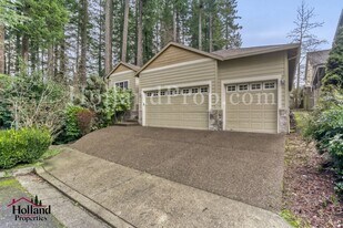 12712 SW Rocky Mountain Ct in Tigard, OR - Building Photo